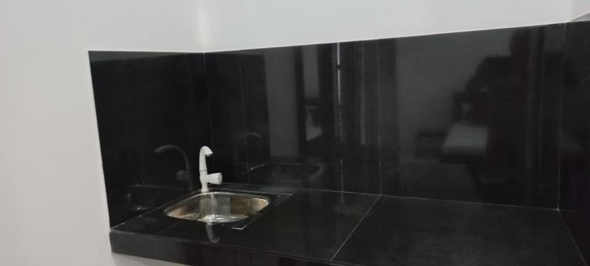 Airport Pearl Garden Transit Hotel Катунаяка Экстерьер фото